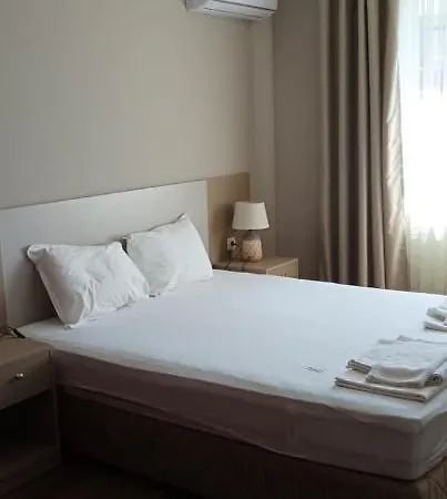 Swan Bay Complex Lejlighed