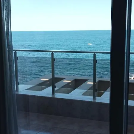 Swan Bay Complex Lejlighed