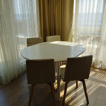 Swan Bay Complex 아파트 *