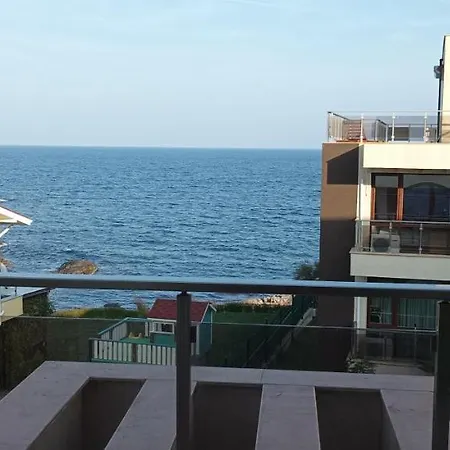Swan Bay Complex Apartment Chernomorets